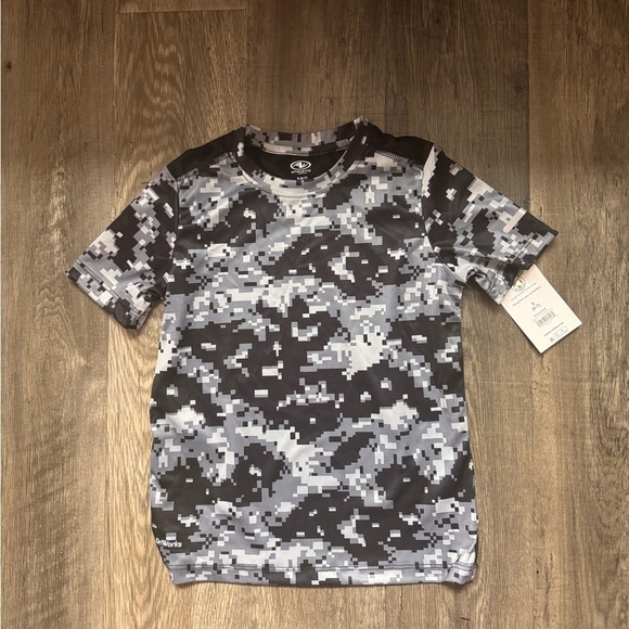 Athletic Works Other - Athletic Works Black and Gray Camo Kids Tee